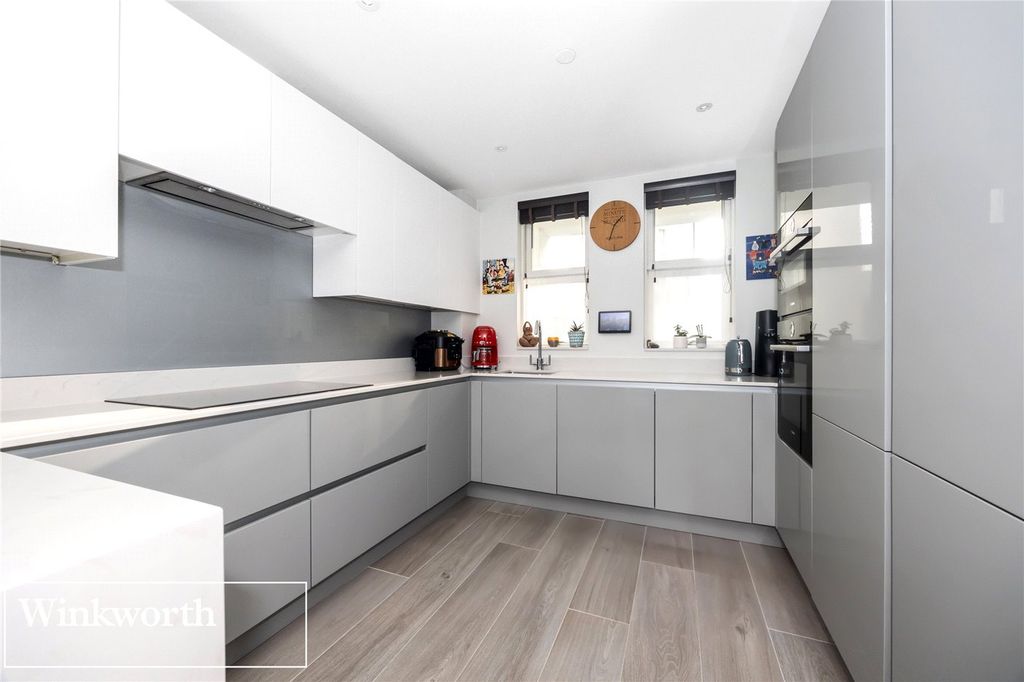 Property photo 3 of 17 Picture No. 05