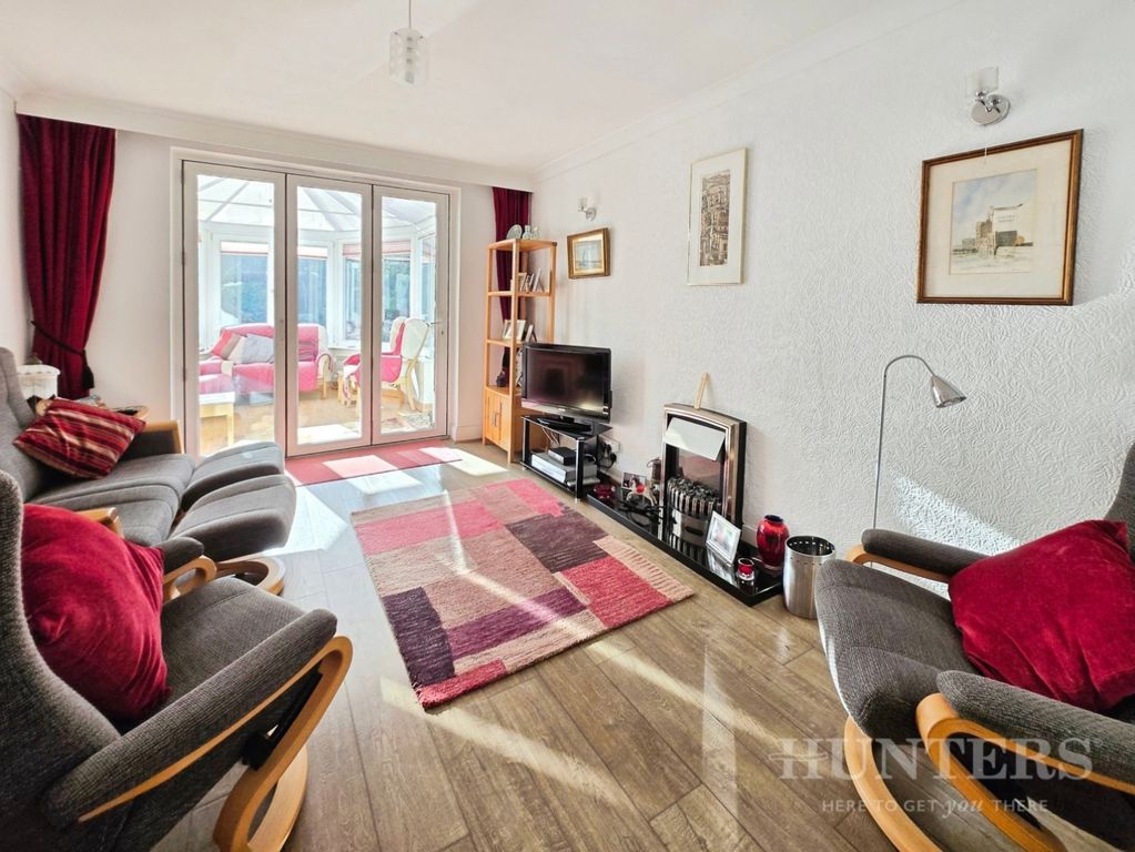 Property photo 2 of 38 Pbox-Img.Jpg