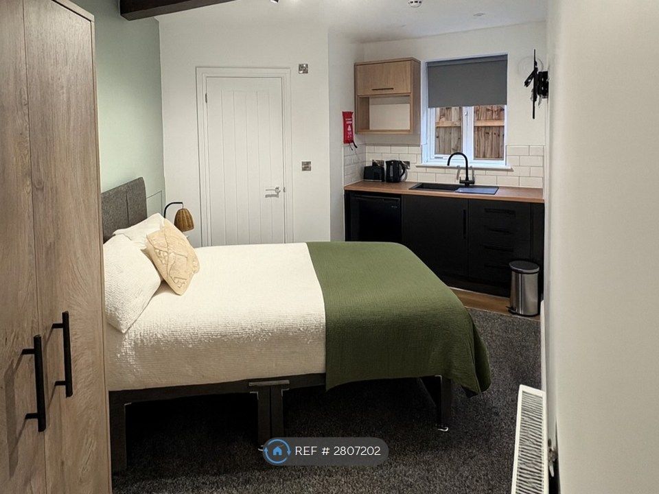 Property photo 1 of 9 Studio 3