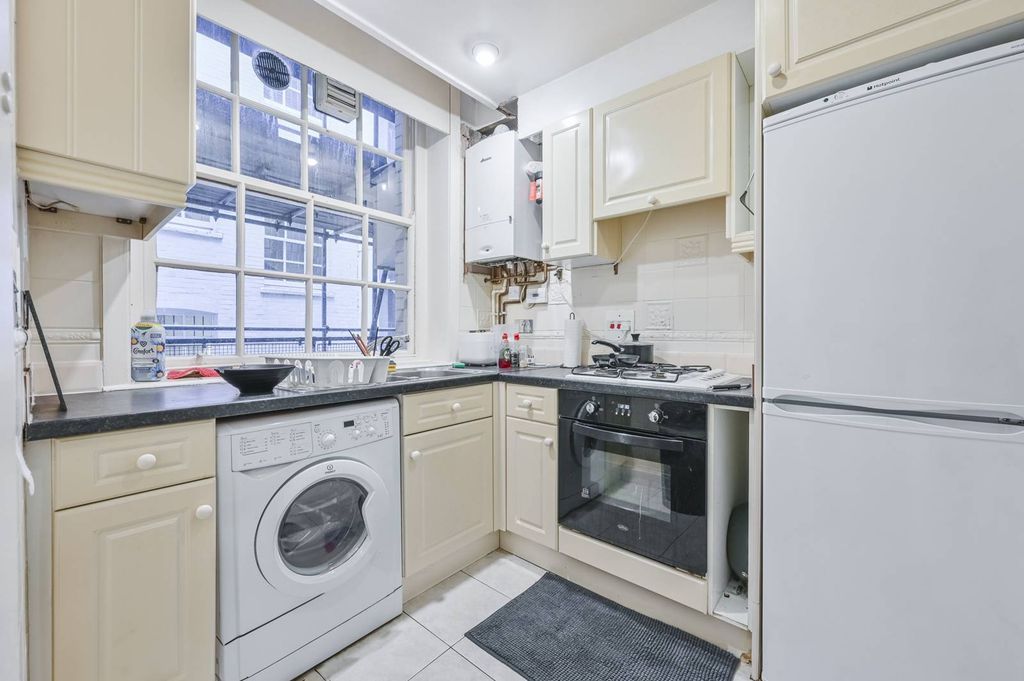 Property photo 3 of 9