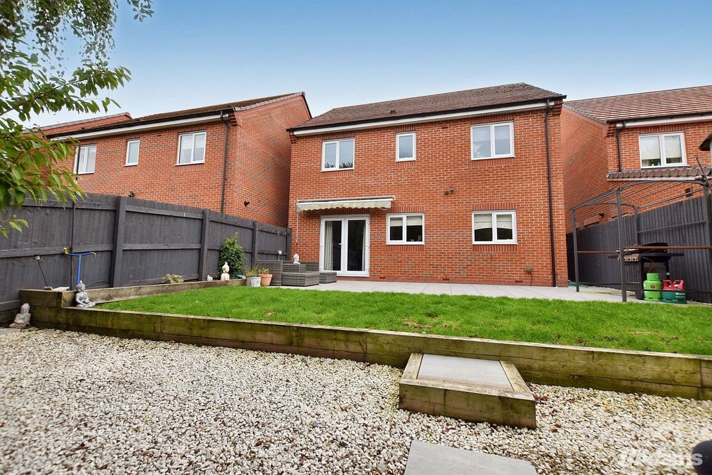 Property photo 1 of 26