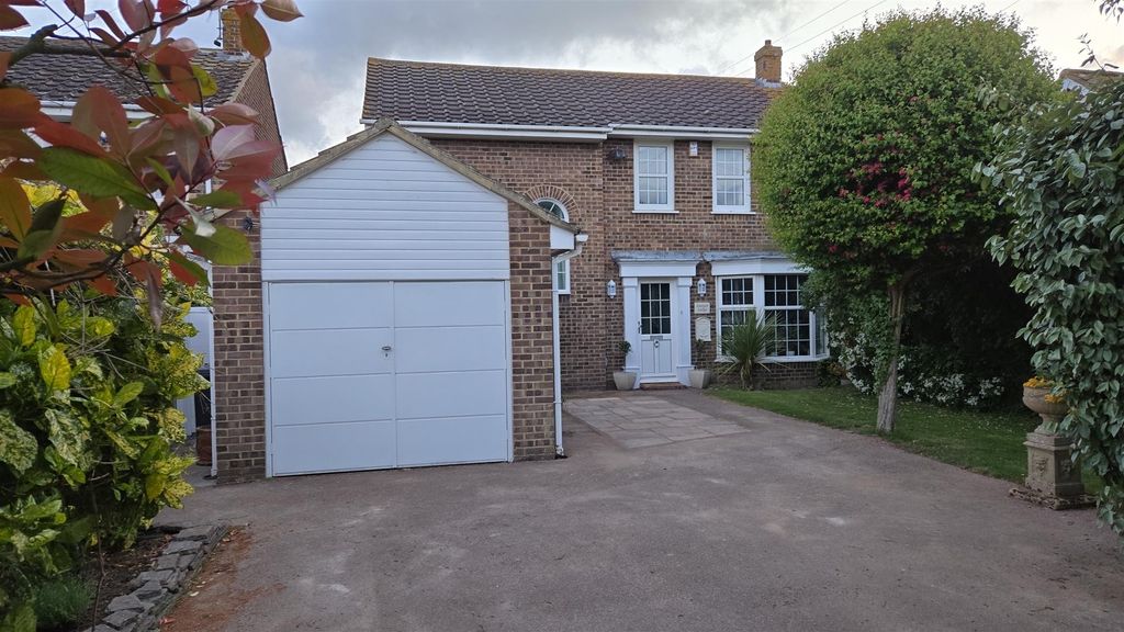 Property photo 1 of 20 1000014774.Jpg