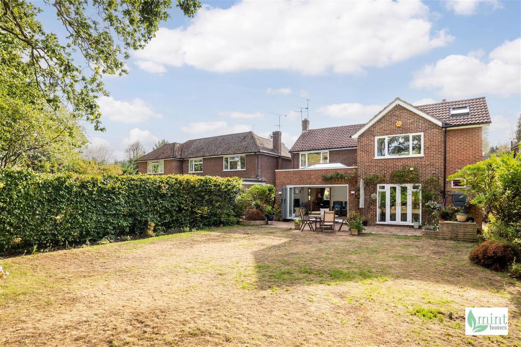 Property photo 3 of 29 Holm Close - Watermark-20.Jpg