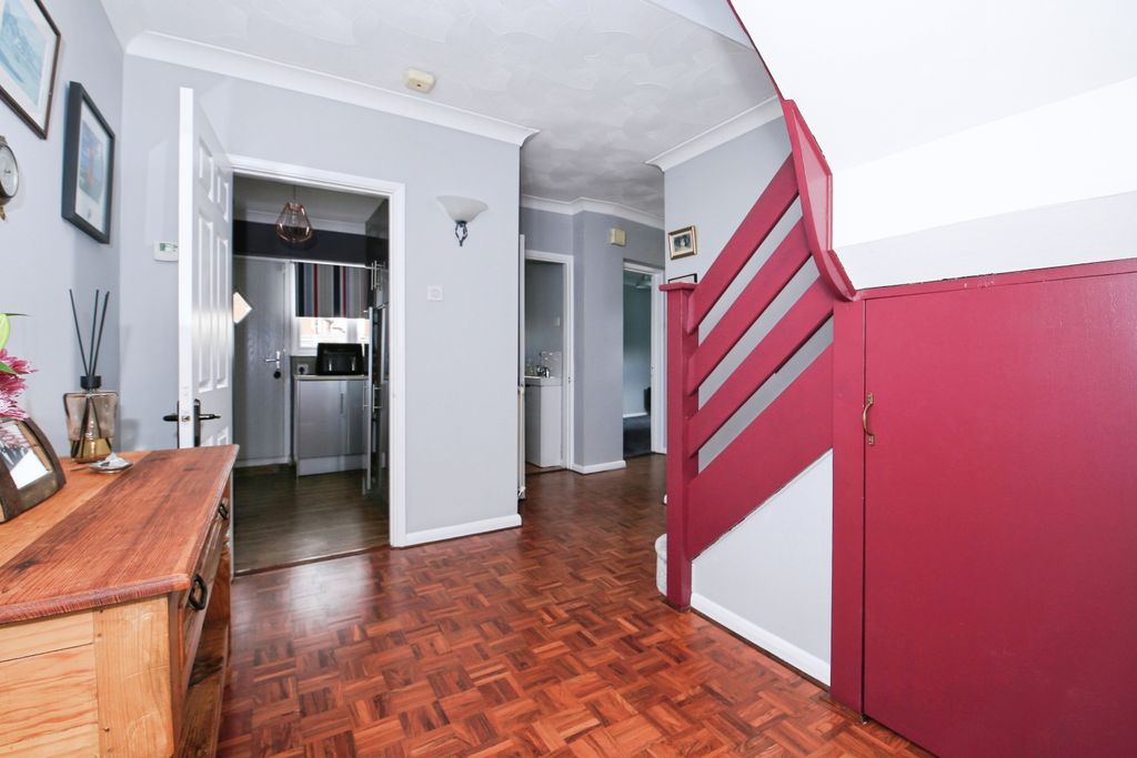 Property photo 3 of 33 Img_1967
