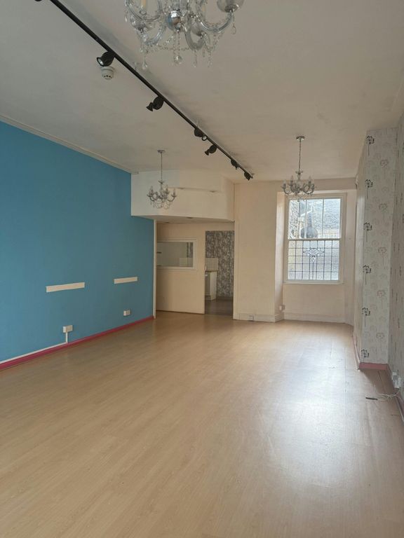 Property photo 2 of 20 Image 2