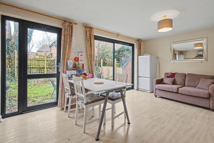 Property photo 3 of 14 321479