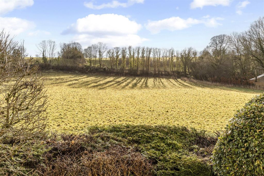 Property photo 2 of 24 Sketch_Ph63_6360203.Jpg