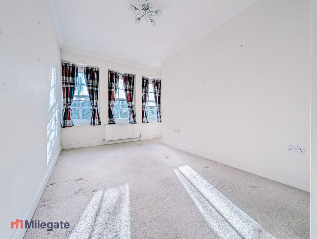 Property photo 3 of 13 Photo 3