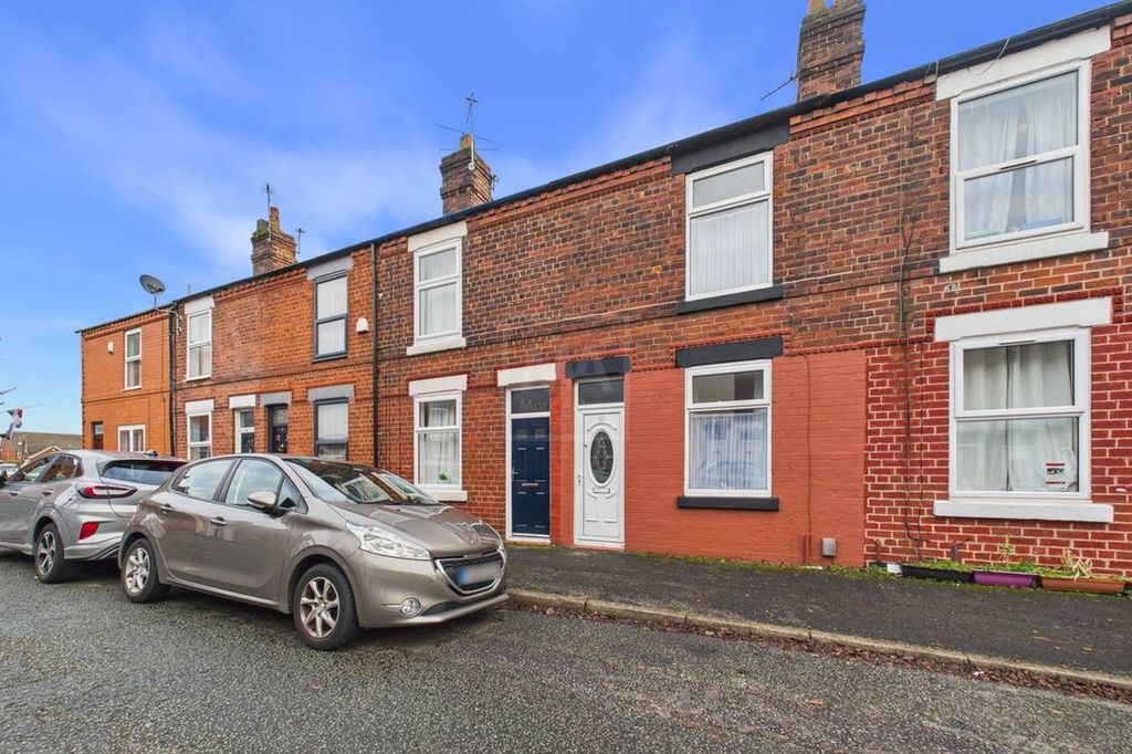 Property photo 1 of 8 Front