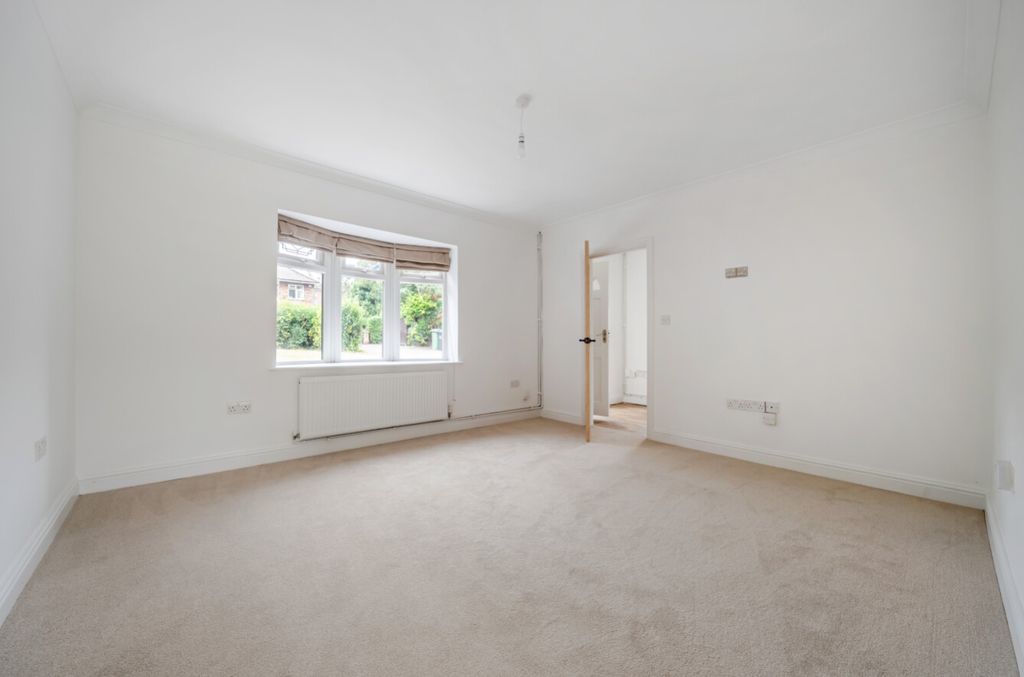 Property photo 3 of 21 1497173-11-6A5F63c29000F