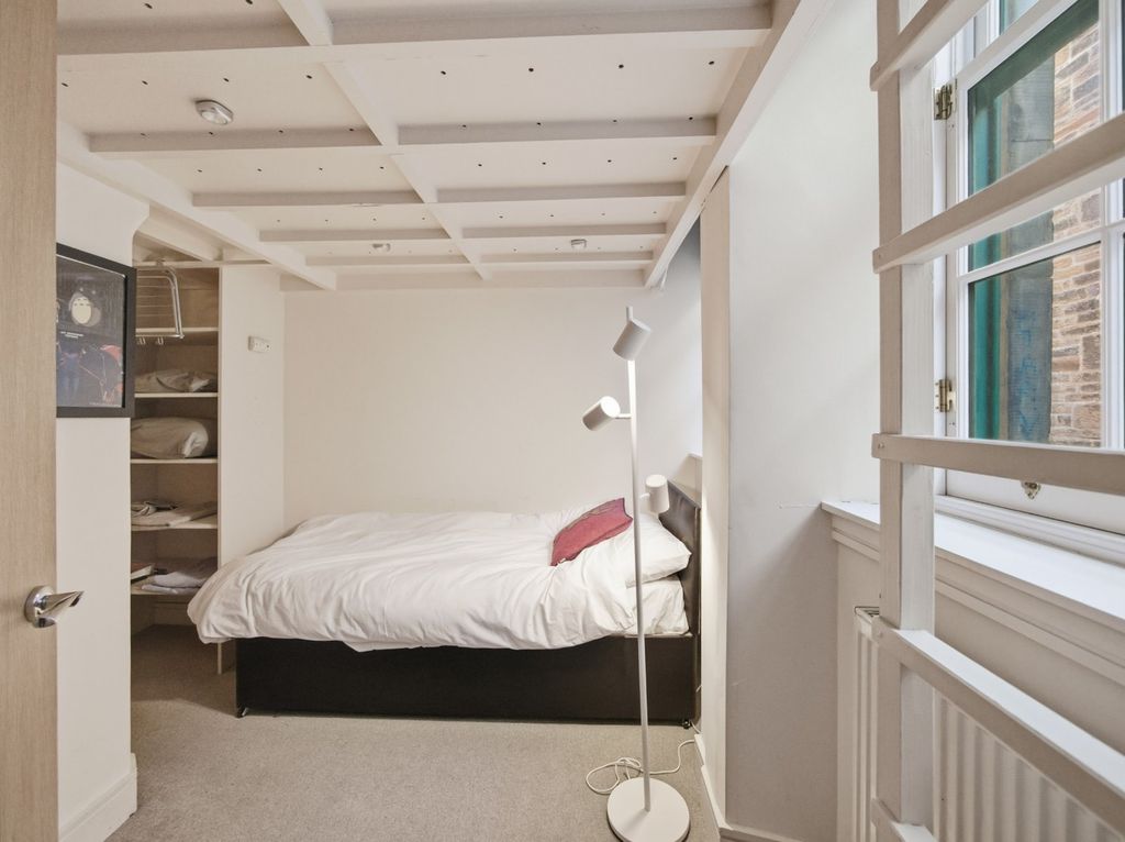 Additional image 10 of 2 bed flat for sale46 Thistle Street South West Lane, New Town, Edinburgh EH2