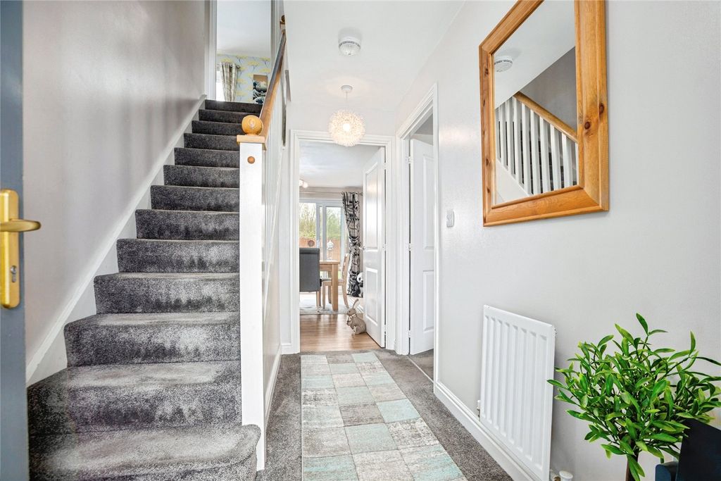 Property photo 2 of 26 Picture No. 35