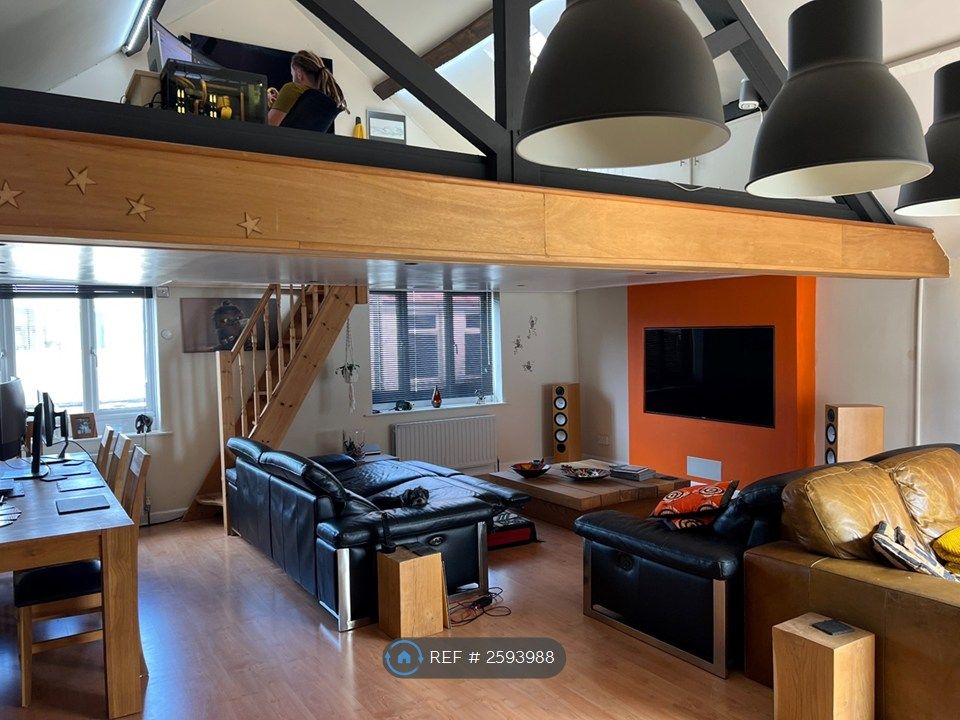 Property photo 1 of 19