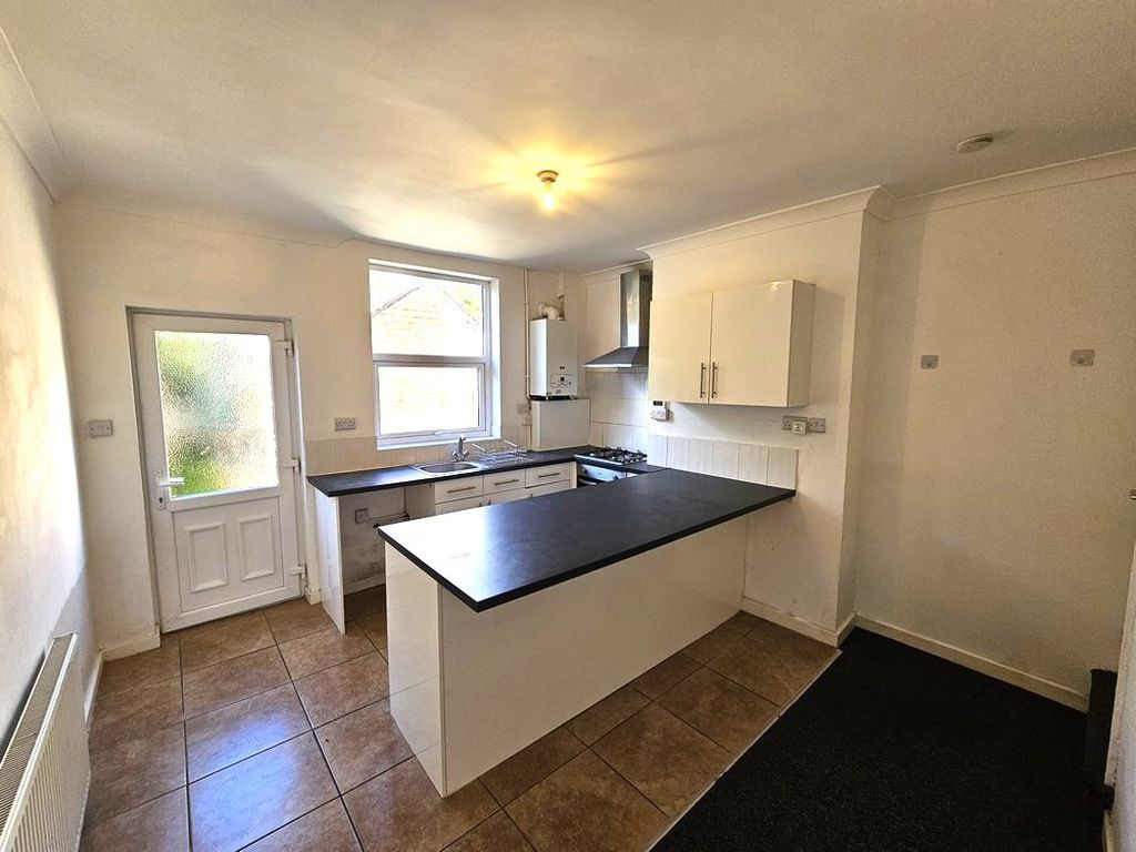 Property photo 3 of 11 Photo 10