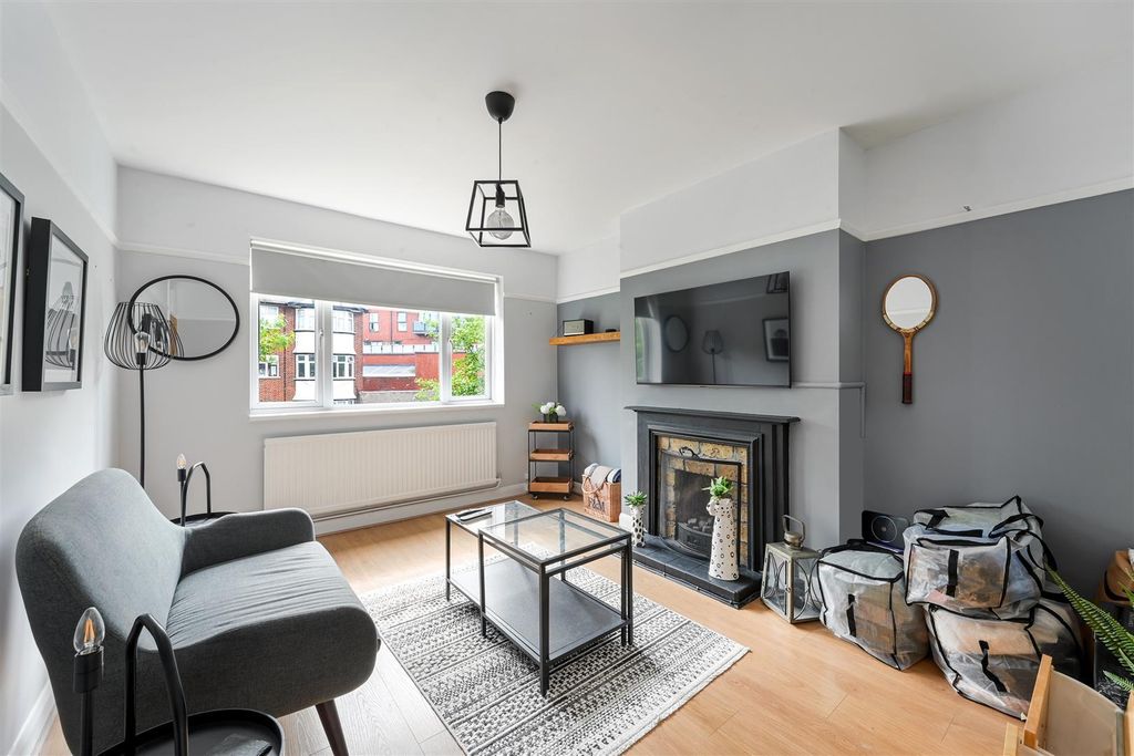 Property photo 1 of 10 Reception Room