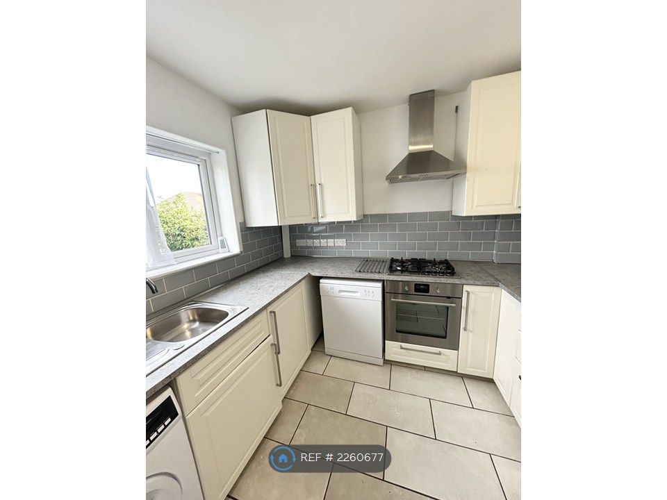 Property photo 2 of 23