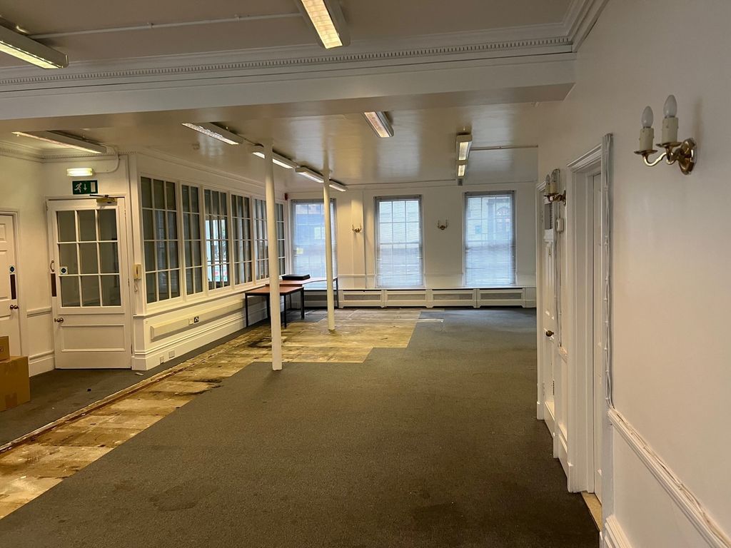 Property photo 3 of 3