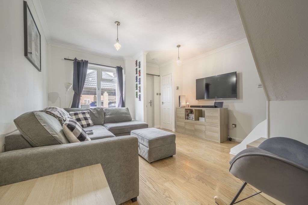 Property photo 2 of 12 Dsc_9736Hdr-Edit