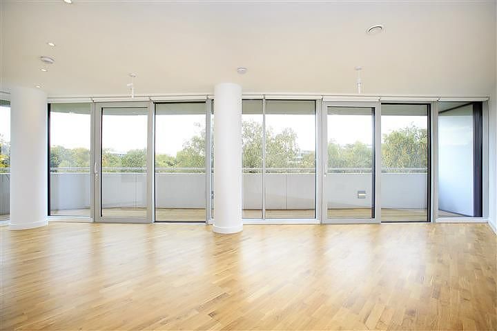 Property photo 2 of 4 Image