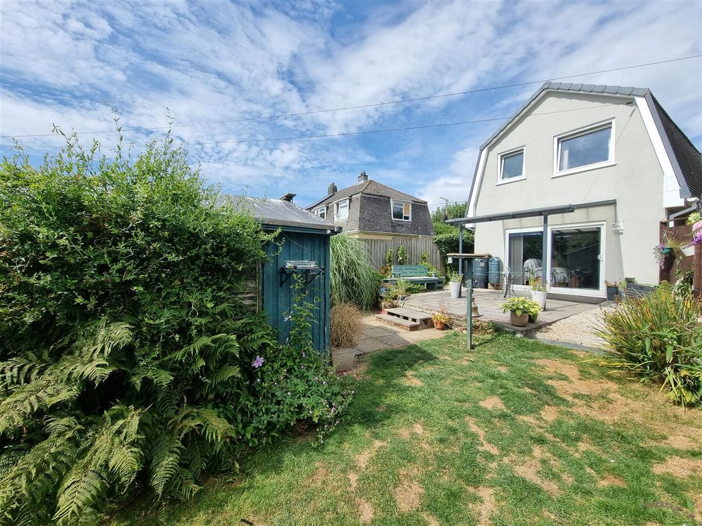 Property photo 1 of 14 Front.Jpg
