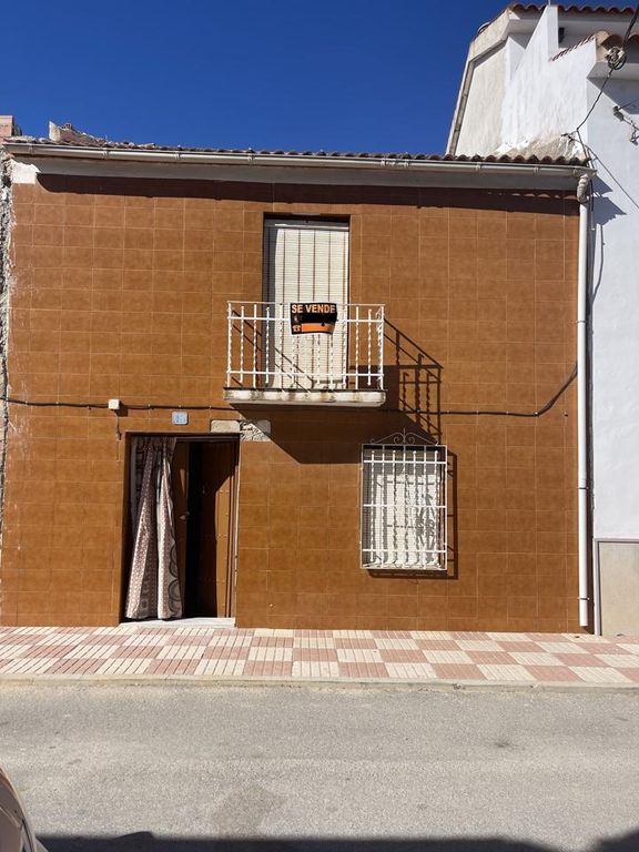 Property photo 1 of 53