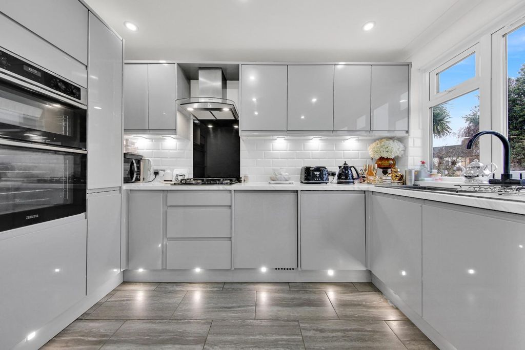 Property photo 3 of 26 _W6B4612.Jpg