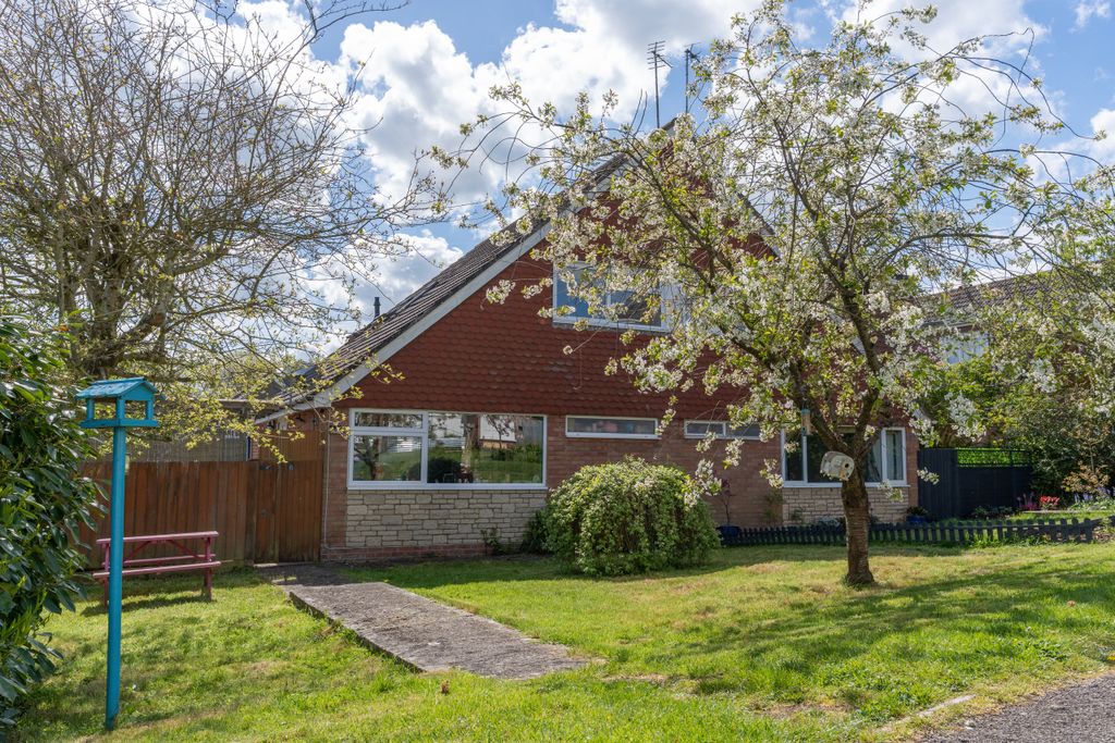 Property photo 1 of 20 1