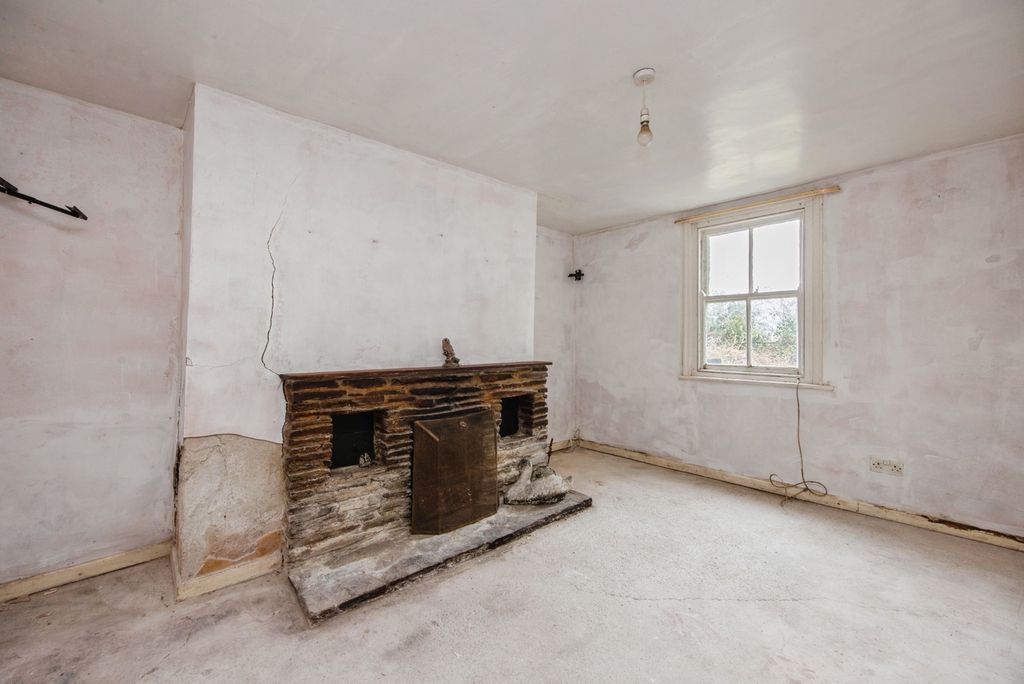 Property photo 2 of 20 Reception Room