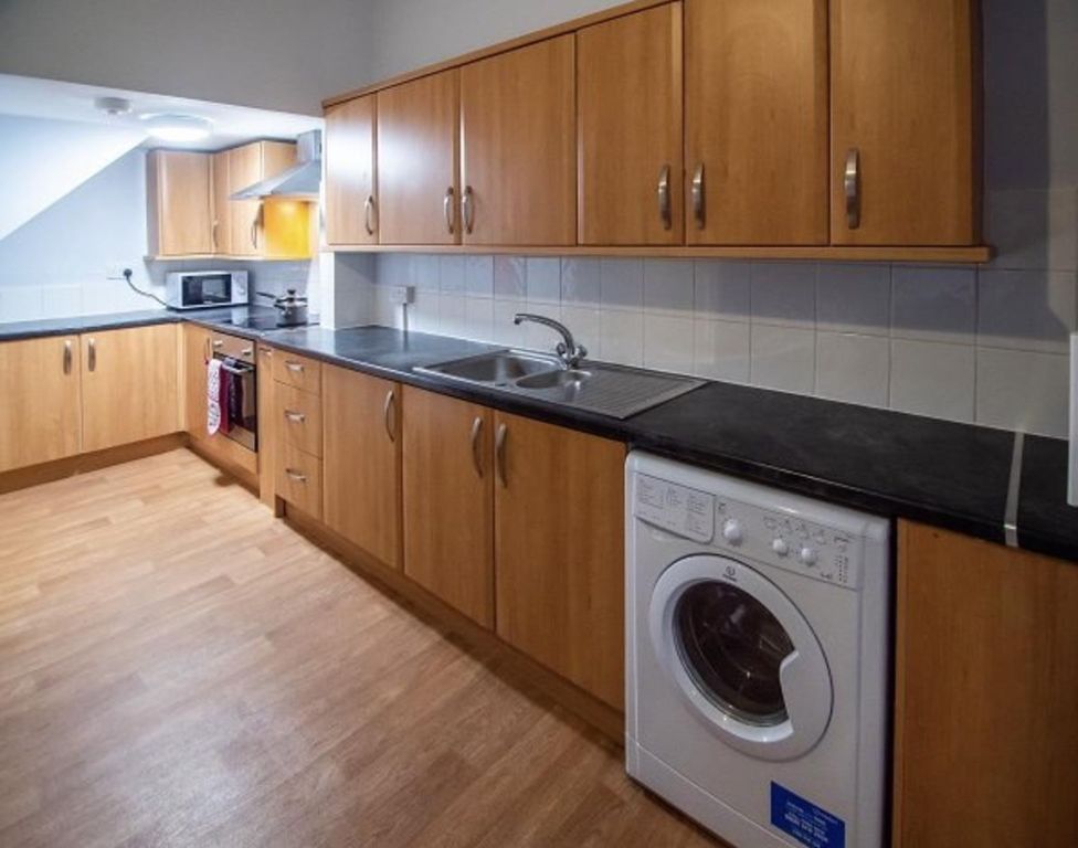 Property photo 3 of 16 15.Png