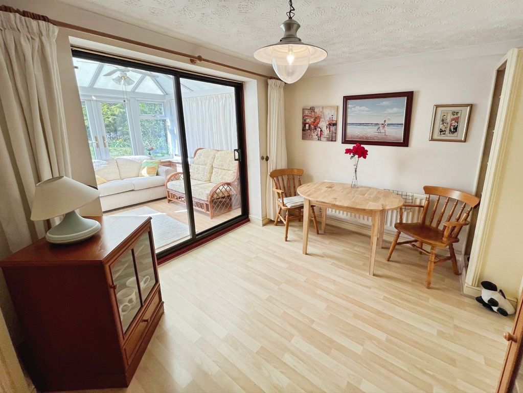 Property photo 3 of 17 Dining Room