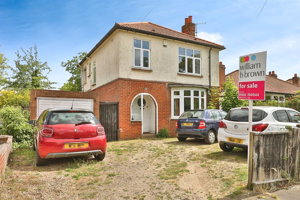Property photo 1 of 17