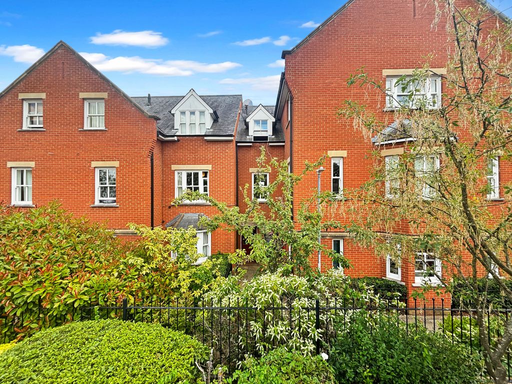 Property photo 1 of 16 7B262d82A7419ee85509c4831A5E765E32F9A449