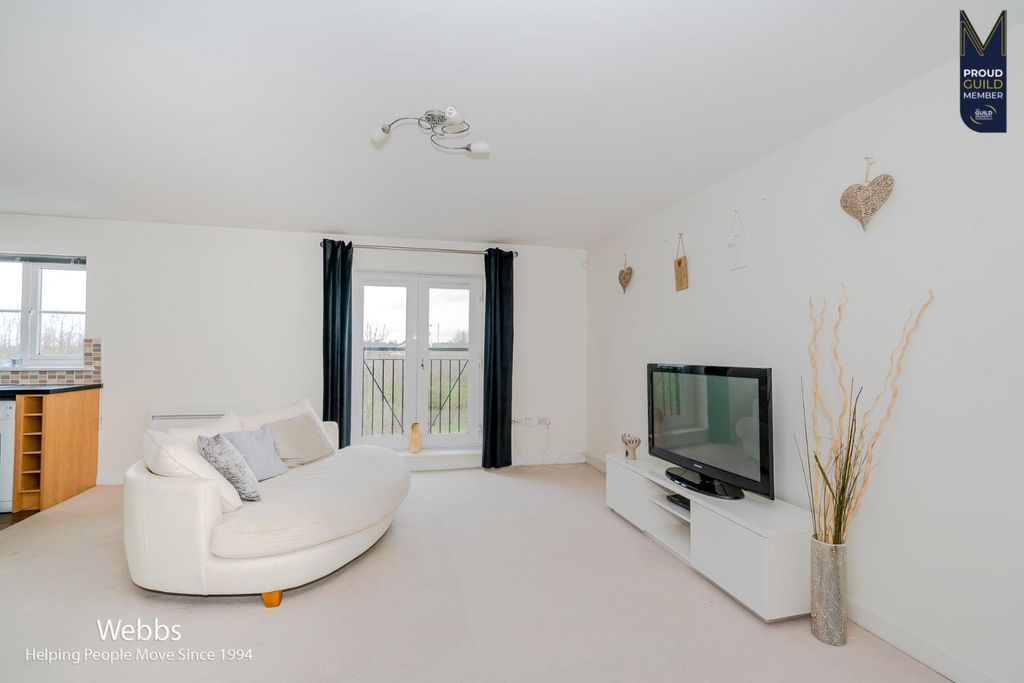 Property photo 3 of 20 57, Pheasant Way, Cannock, Staffordshire, Ws11 7Lb