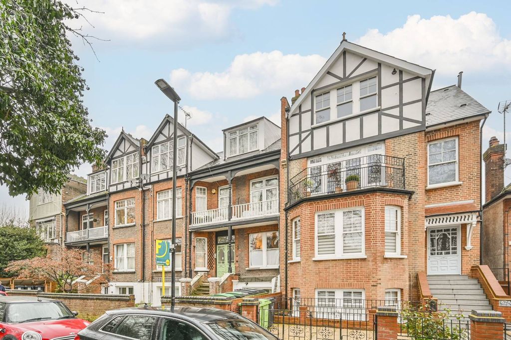 Property photo 2 of 11