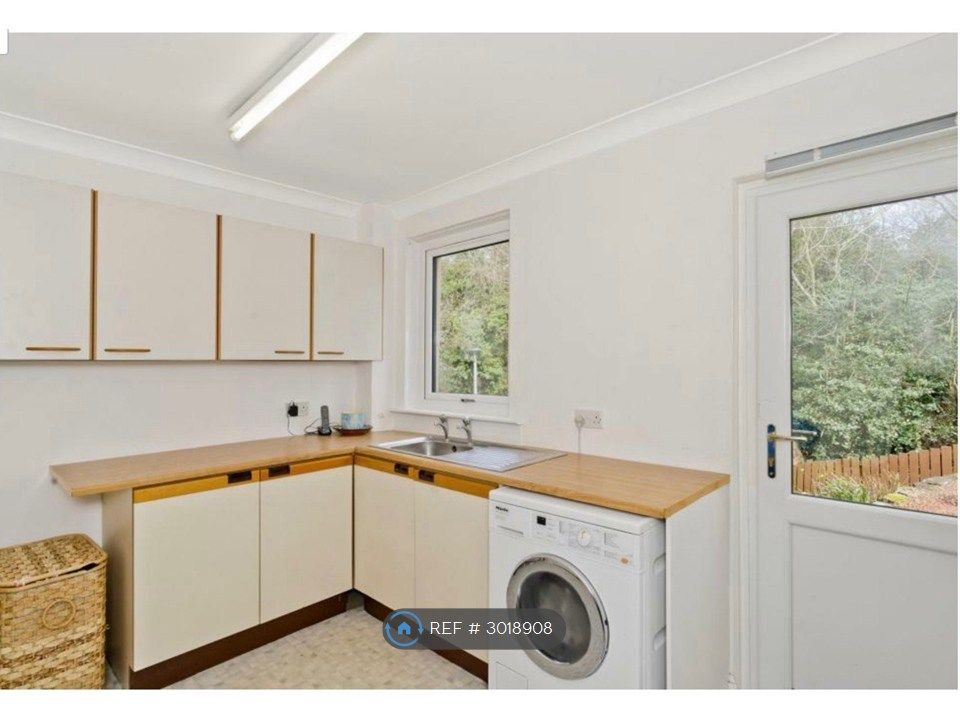 Property photo 3 of 3