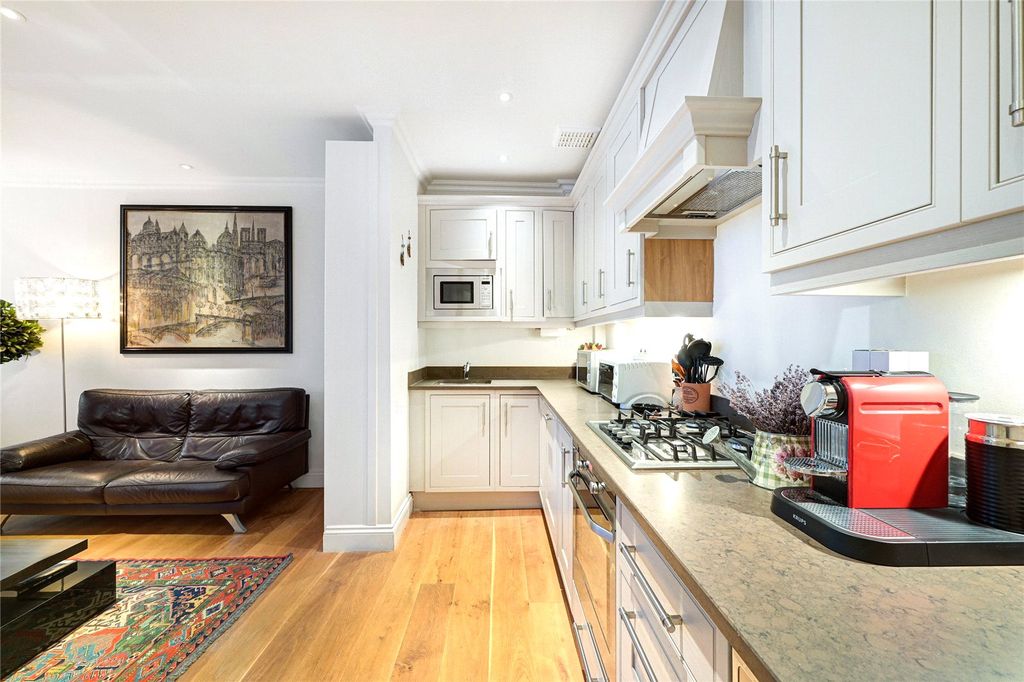 Property photo 3 of 13 Kitchen