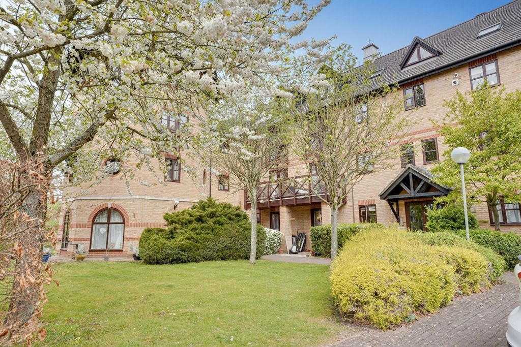 Property photo 1 of 7