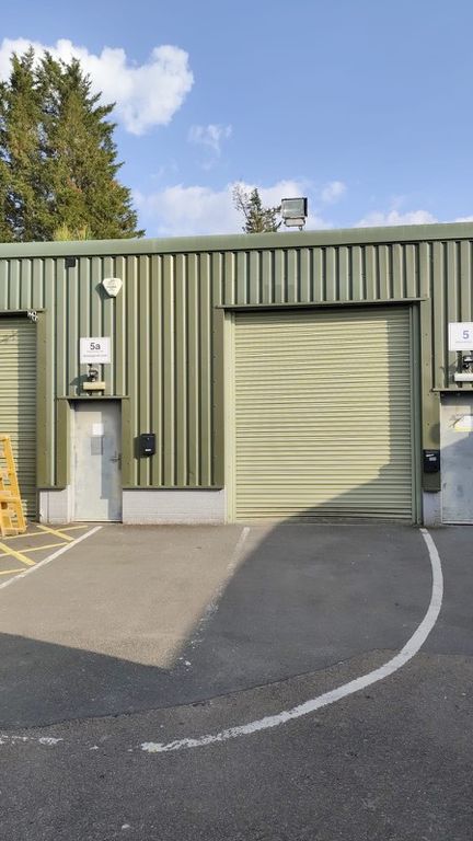 Property photo 1 of 9