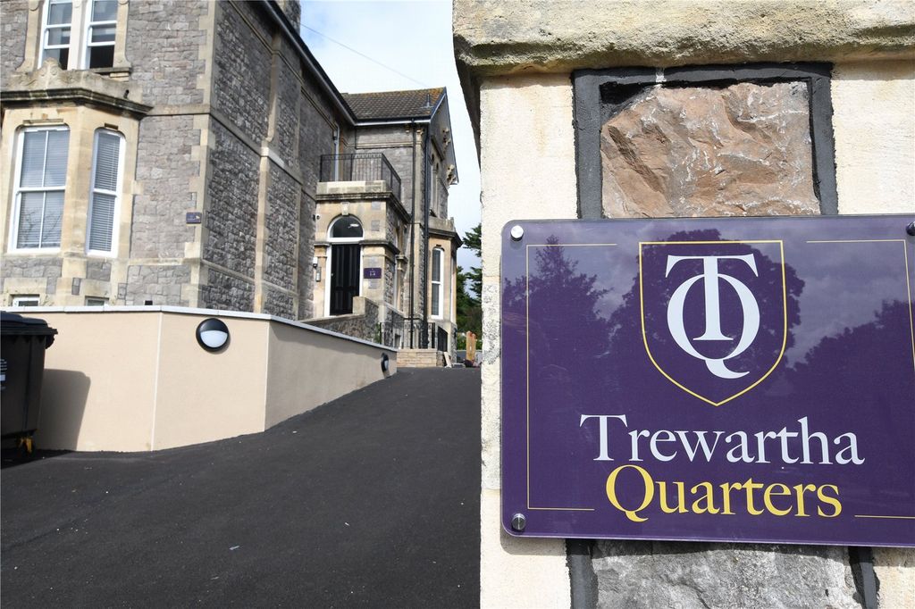 Property photo 2 of 14 Picture No. 46