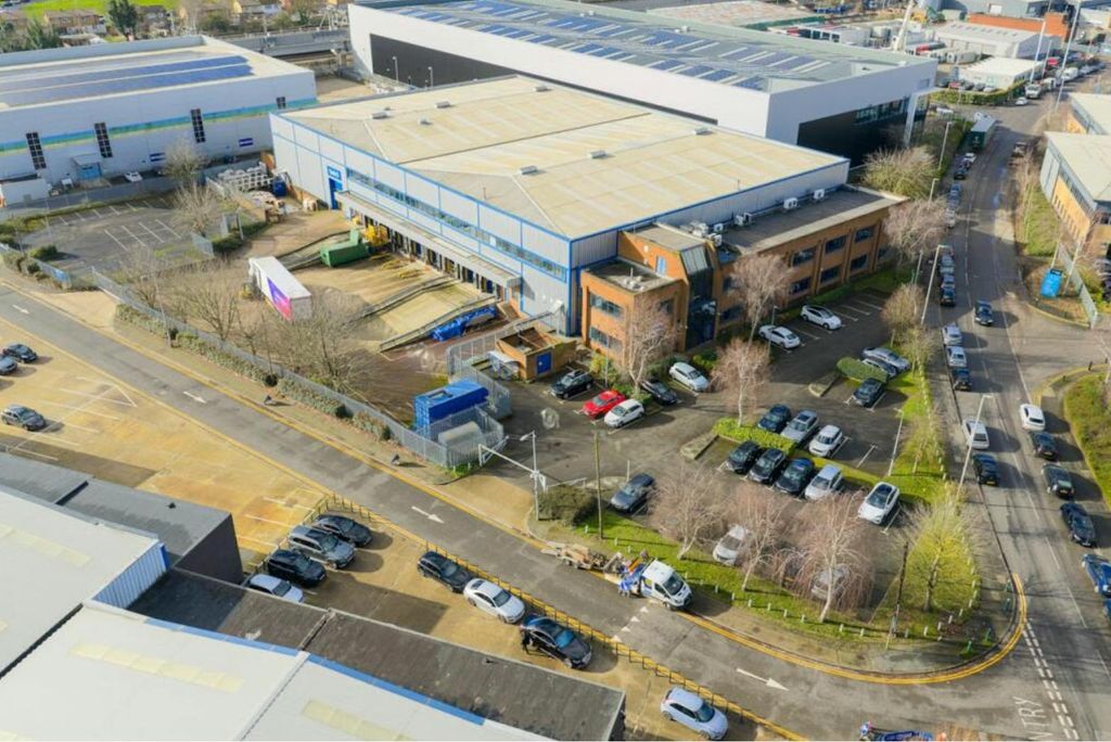 Property photo 1 of 3 Infinity Hayes