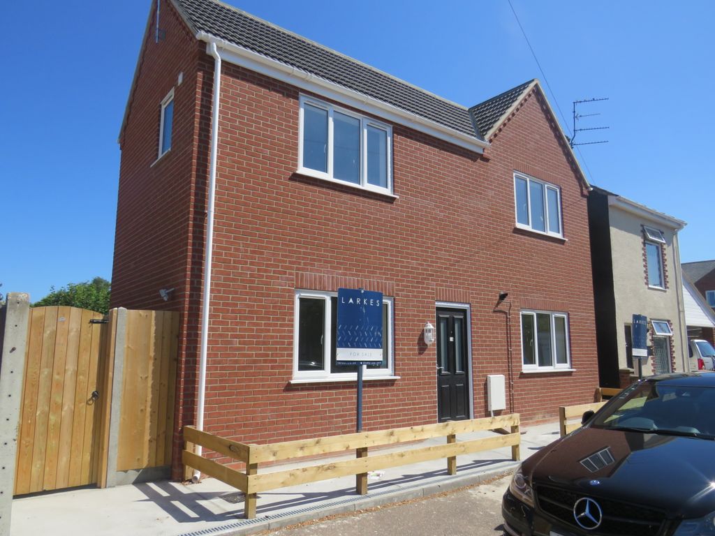 Property photo 1 of 6 Front