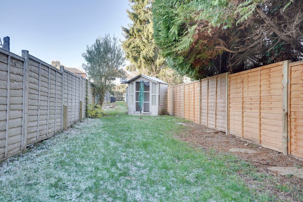 Property photo 2 of 11