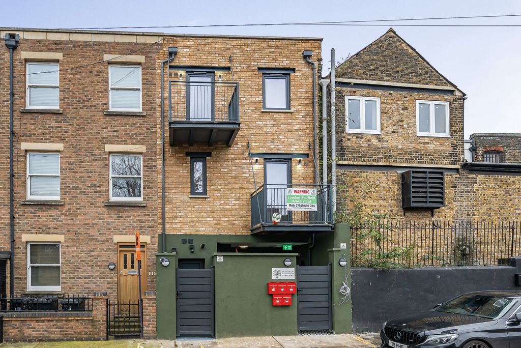 Property photo 1 of 12 5909220