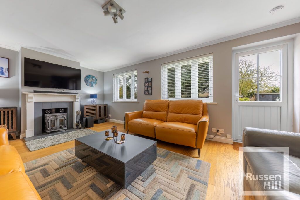 Property photo 2 of 40