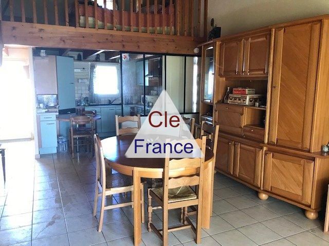 Property photo 3 of 4