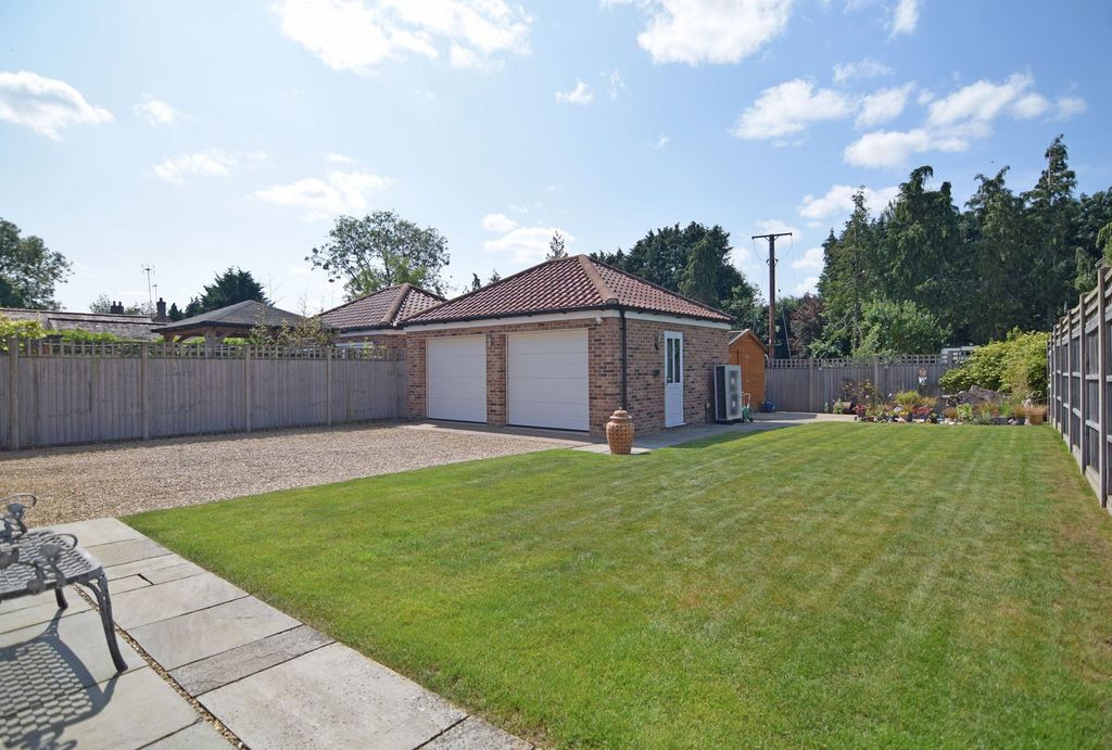 Property photo 3 of 26