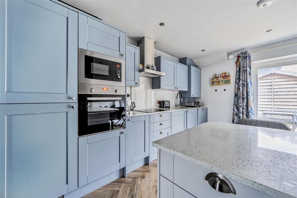 Property photo 3 of 18 1243366 (11).Jpg