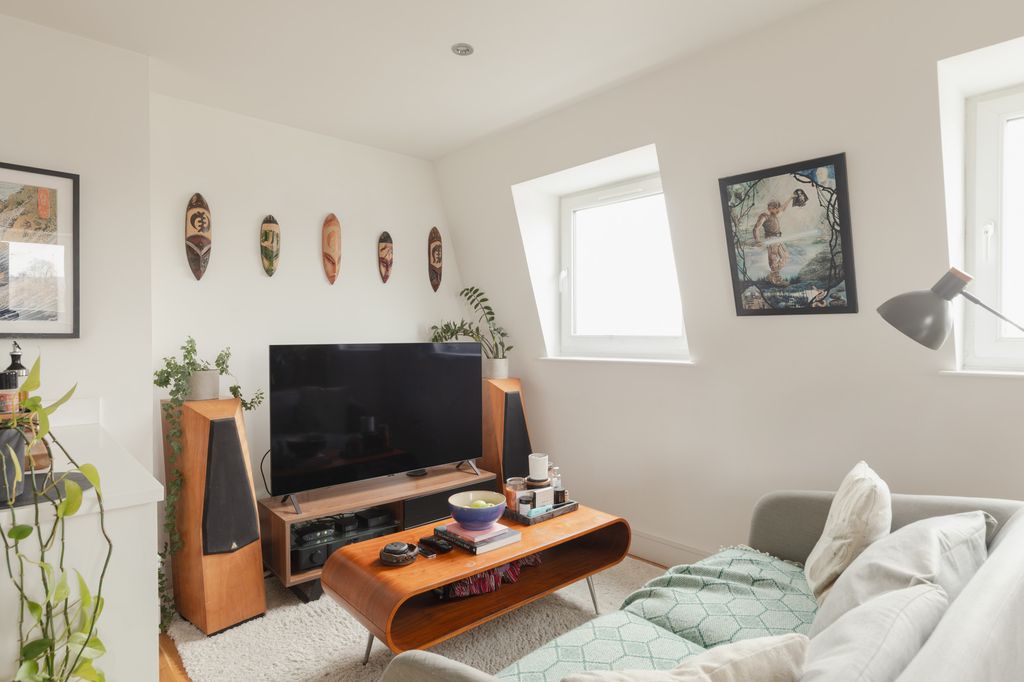 Property photo 3 of 13
