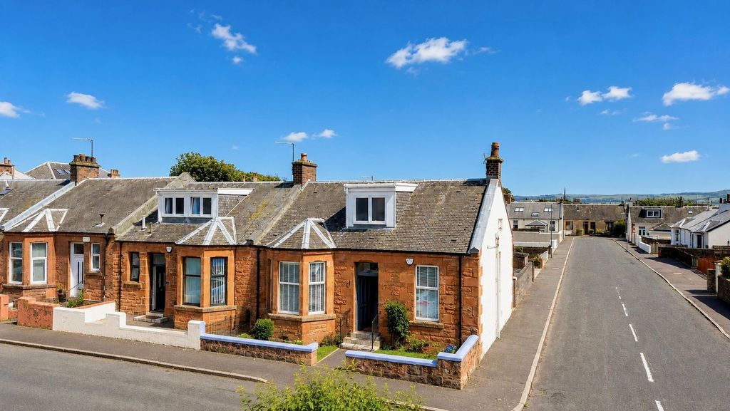 Property photo 1 of 32