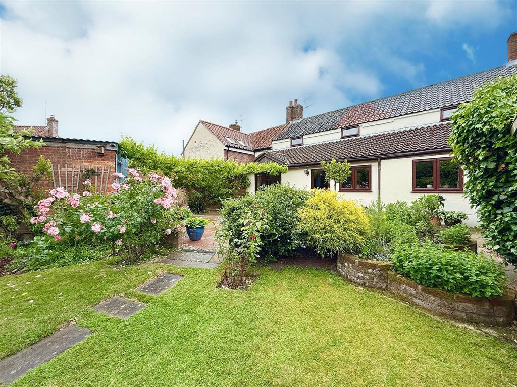 Property photo 2 of 32 Rear Aspect